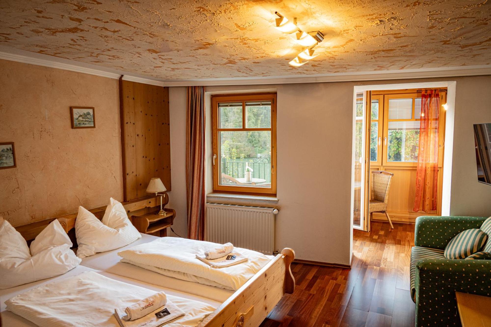 Landhotel Mariensaeule Wernstein am Inn Экстерьер фото