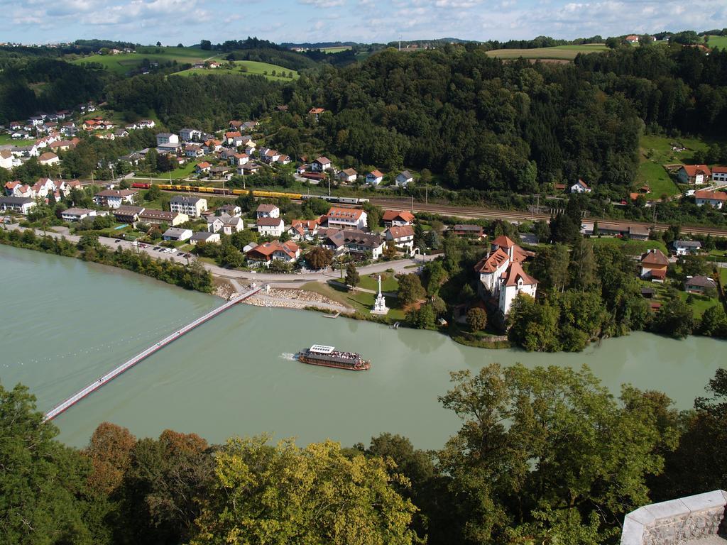 Landhotel Mariensaeule Wernstein am Inn Экстерьер фото